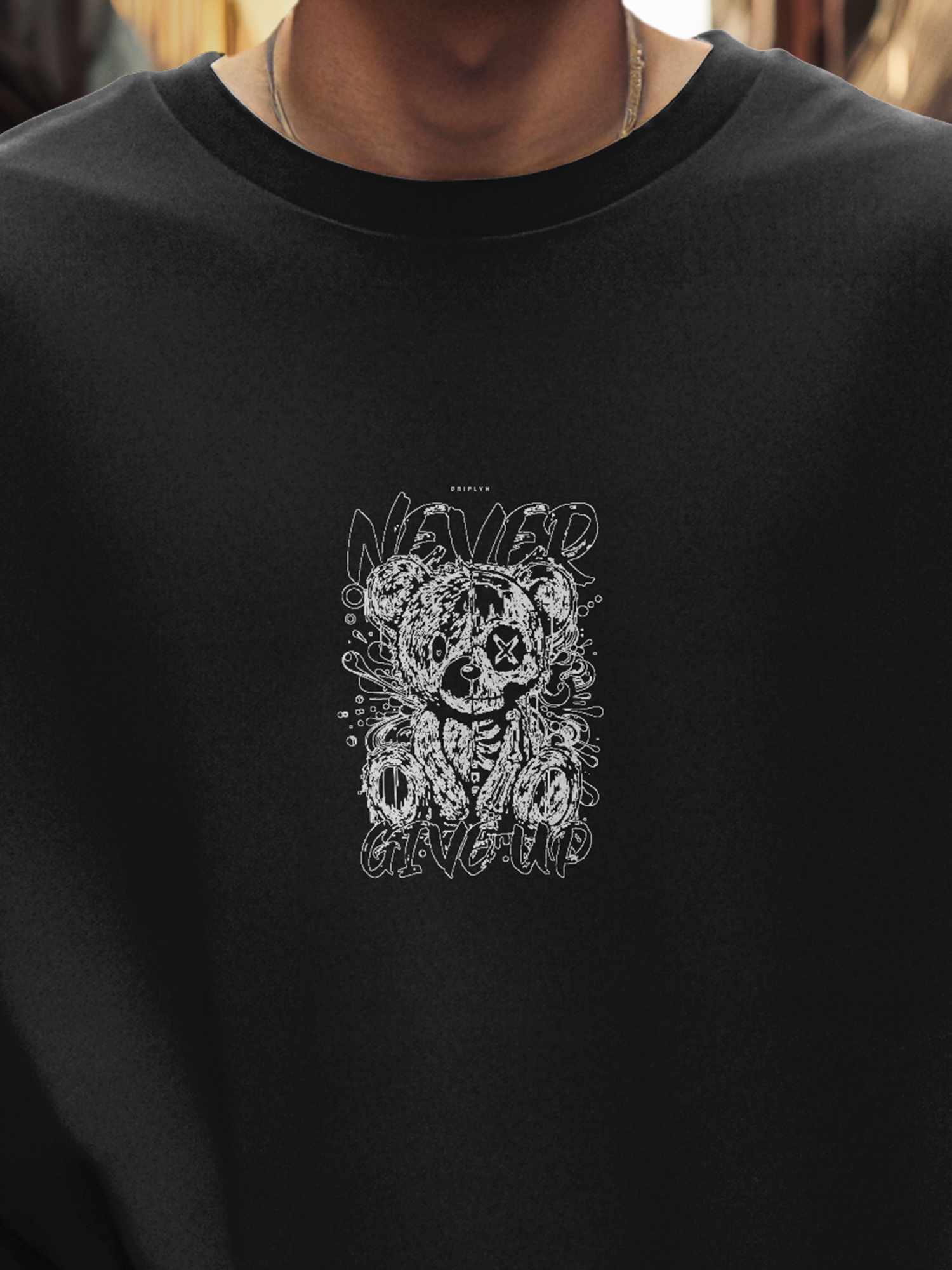 'Never Give Up' - Oversized T-Shirt - Front & Back Printed Edition